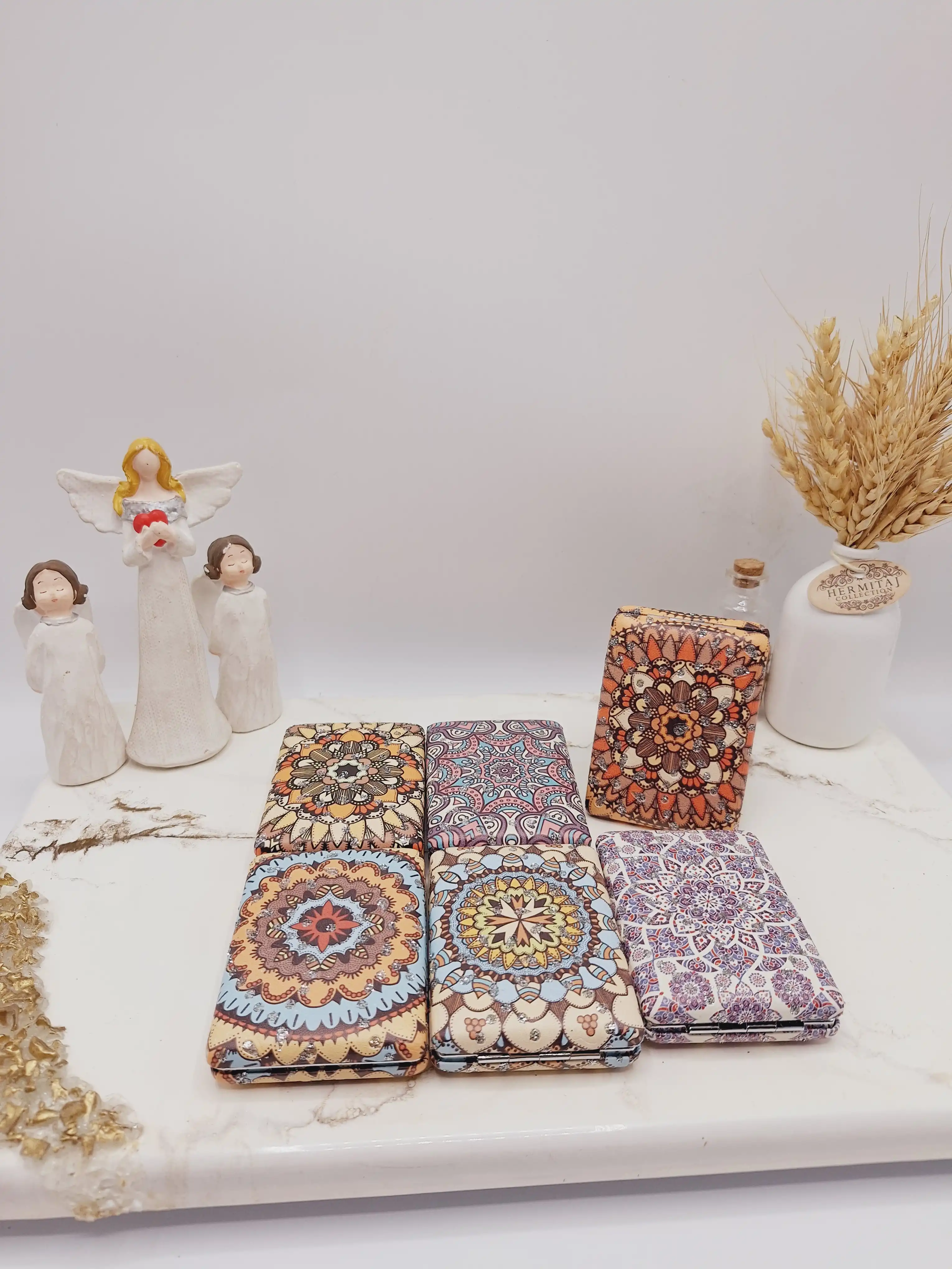 آینه دو طرفه جیبی طرح نقوش سنتی