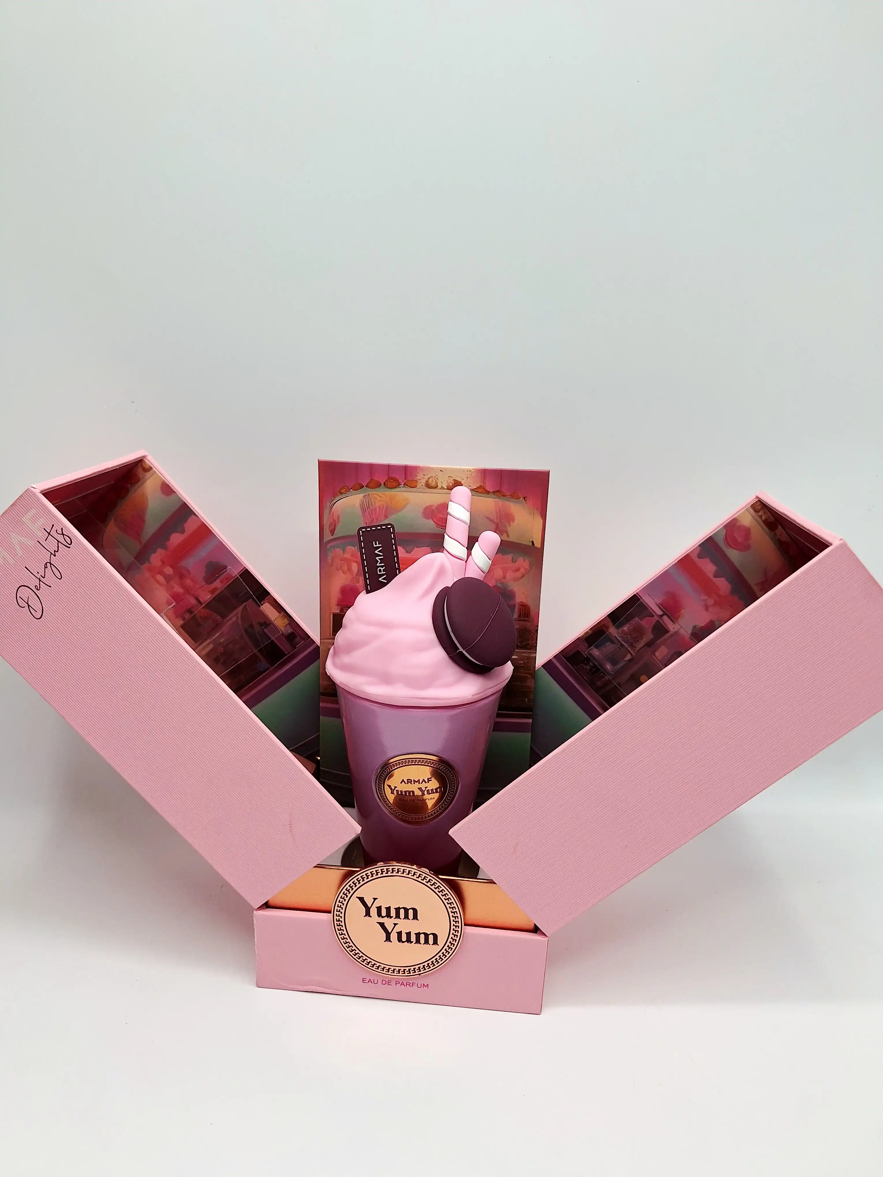 ادکلن زنانه آرماف مدل یام یام کاپ کیک حجم 100 میل ماندگاری 8 ساعته اسکنر دار کد 0959 (کارتن صورتی)